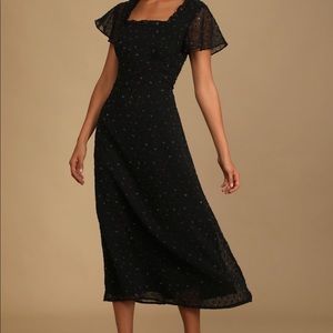 NWT Lulu’s So Kiss Me Black Floral Print Swiss Dot Dress